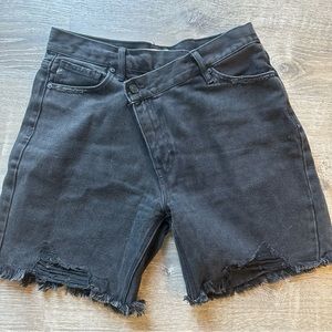 Kancan Black Distressed Bermuda Denim Shorts - Size Large